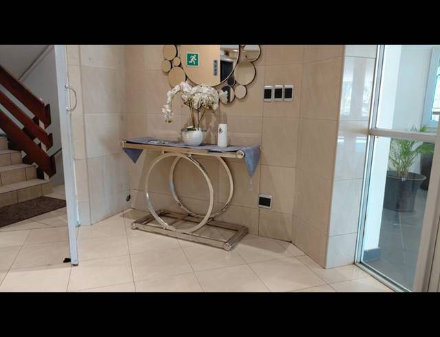 3 BEDROOM APARTMENT FOR SALE IN NORTH BEACH